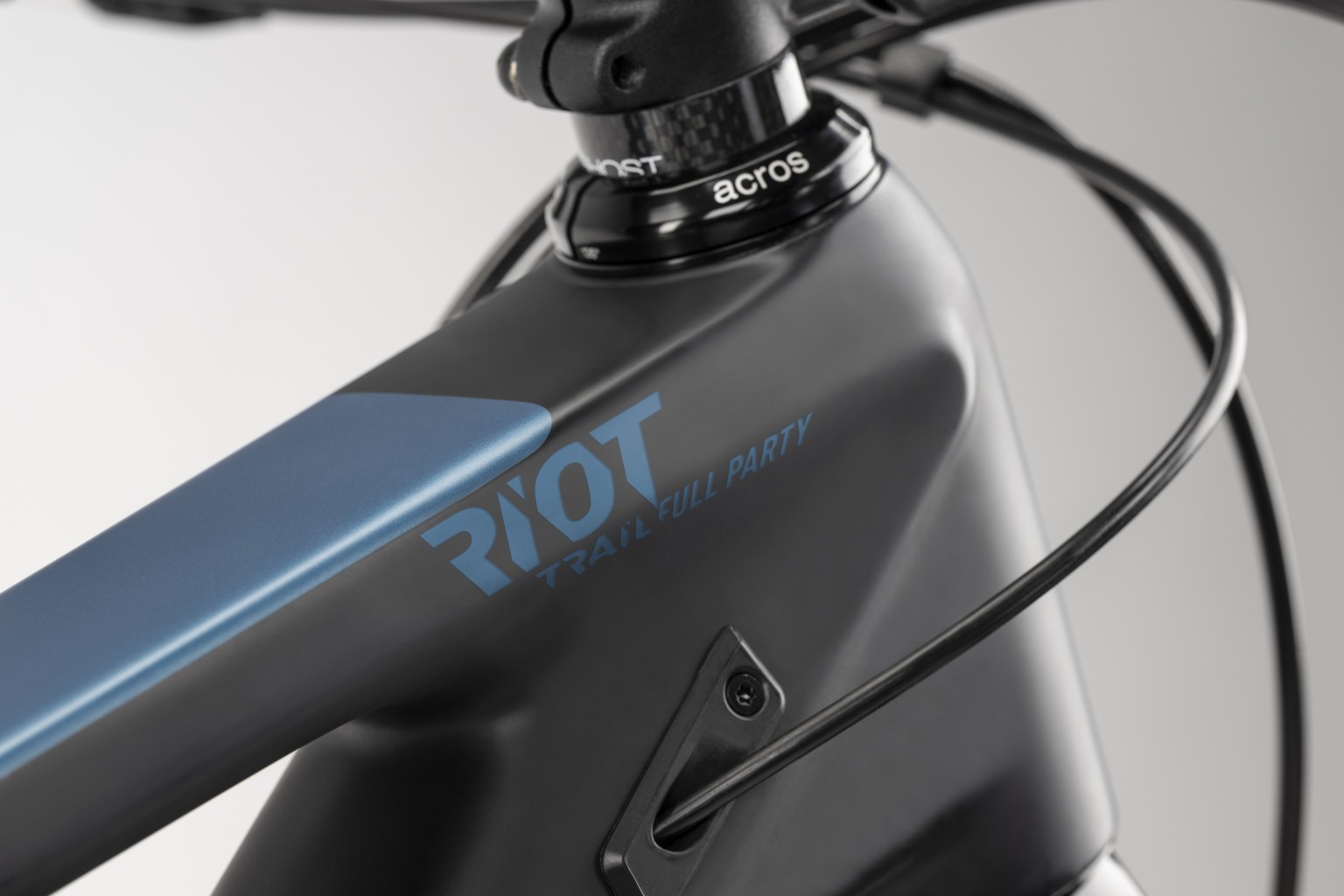 GHOST Riot Trail CF 150/140 Full Party - S - Image 4