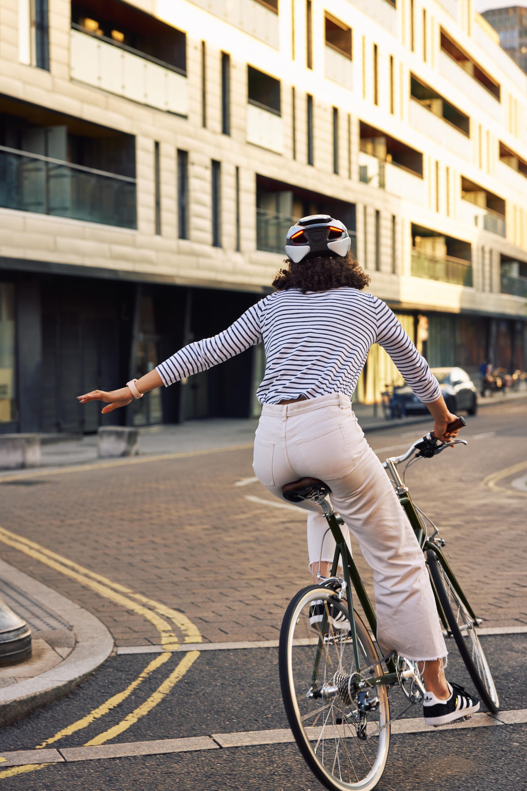 LUMOS Ultra MIPS Electric Lime - M/L - Image 6