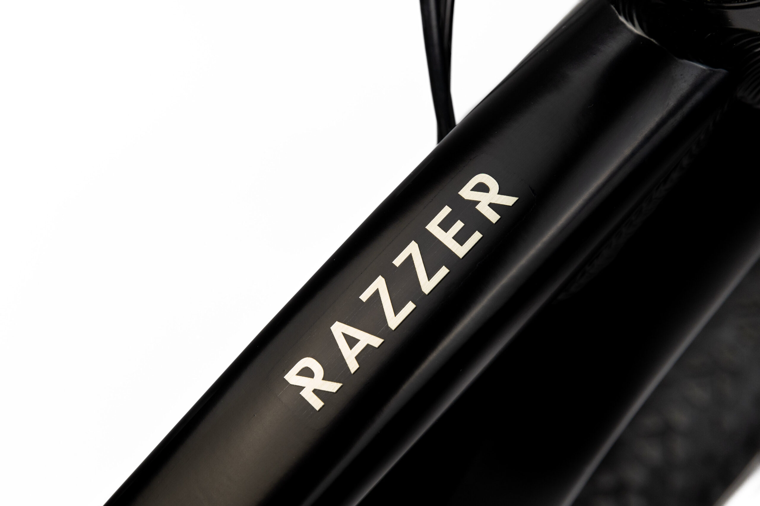 PELLS Razzer 2 W Black - Image 3