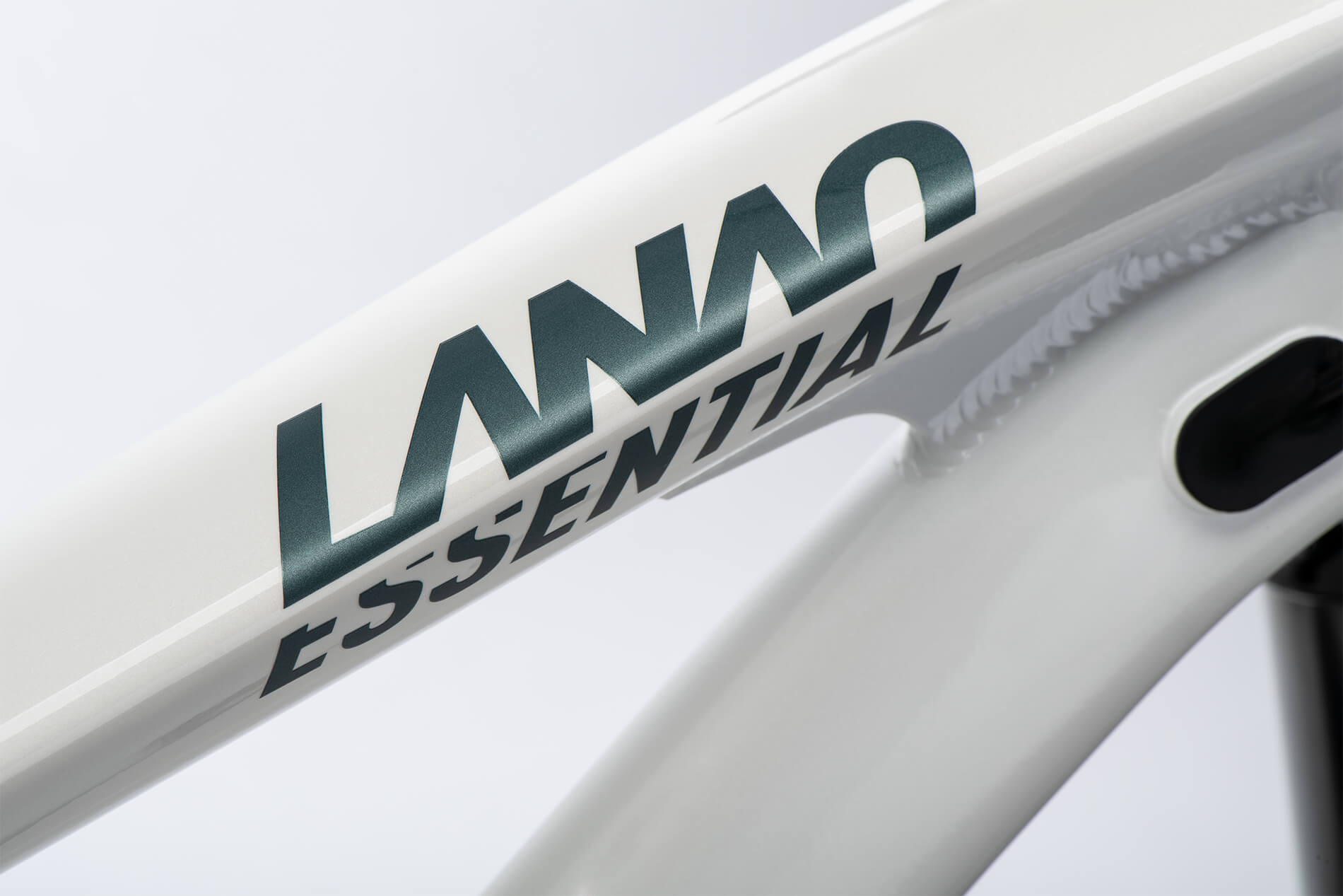 GHOST Lanao Essential 27.5 Pearl White/Metallic Green Gloss - XS - Image 3