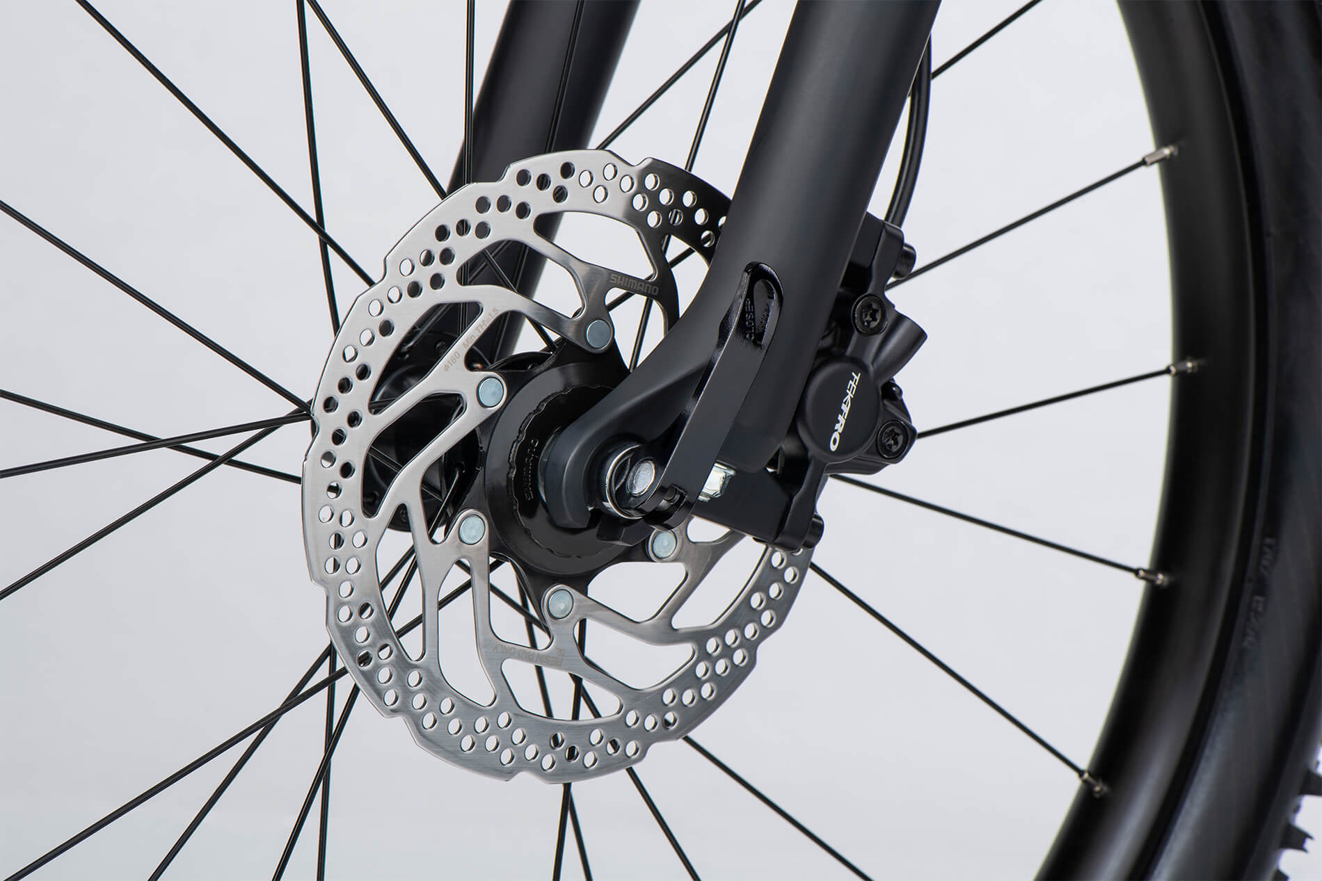 GHOST Kato 24 Pro Silver/Red Gloss - Image 6