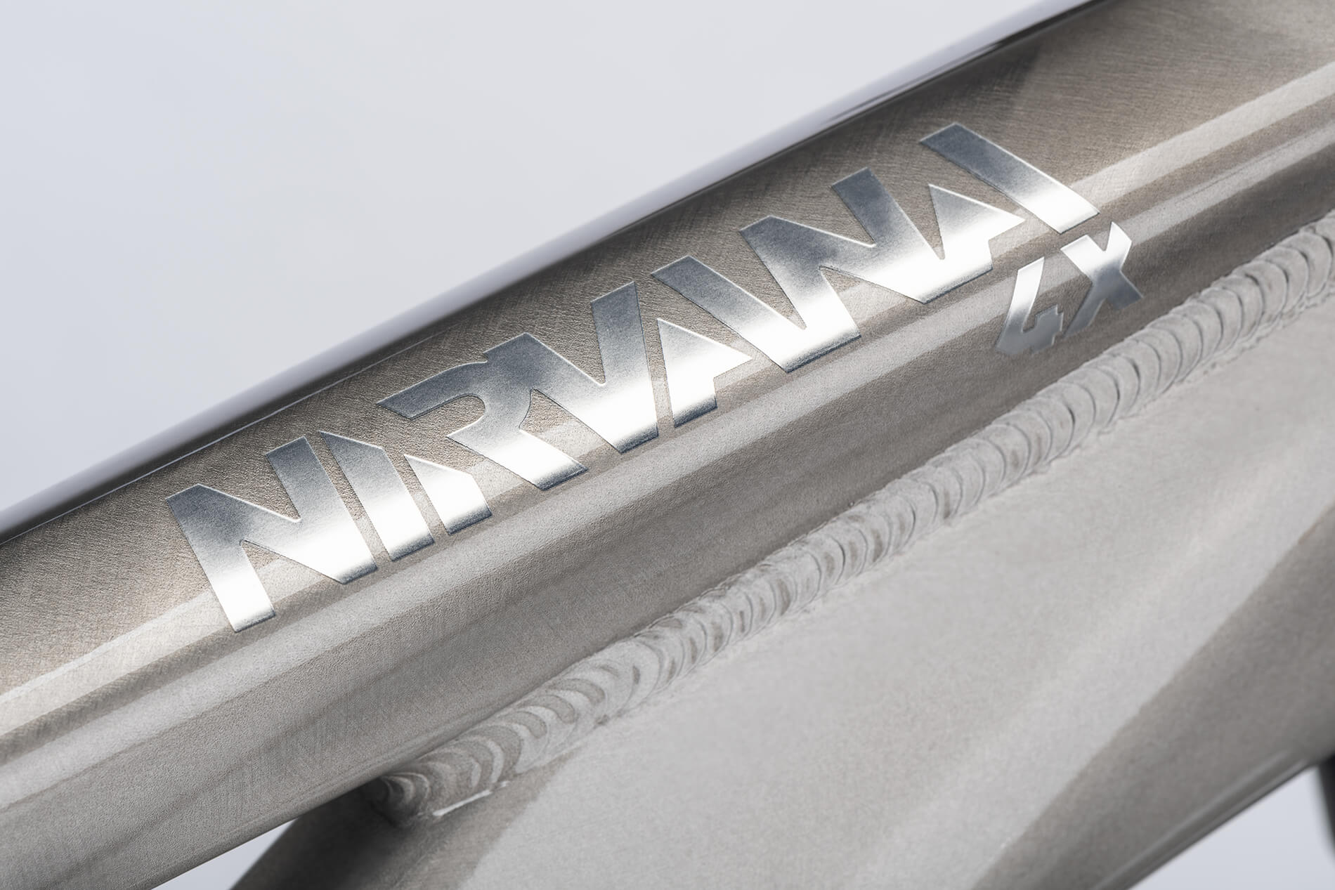 GHOST Nirvana 4X Chrome - Image 5